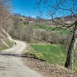La Casa Rossa Nel Monferrato A *