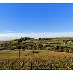 La Casa Rossa Nel Monferrato A Holiday home