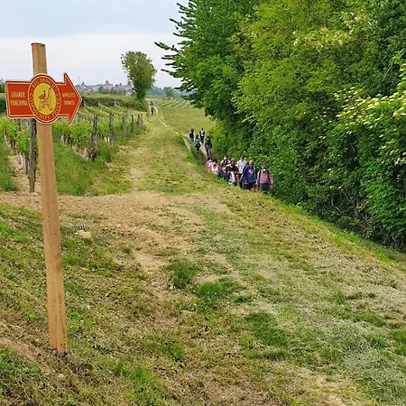 펜션 La Casa Rossa Nel Monferrato A *