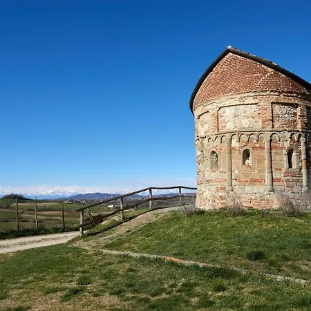 La Casa Rossa Nel Monferrato A * Moncucco Torinese