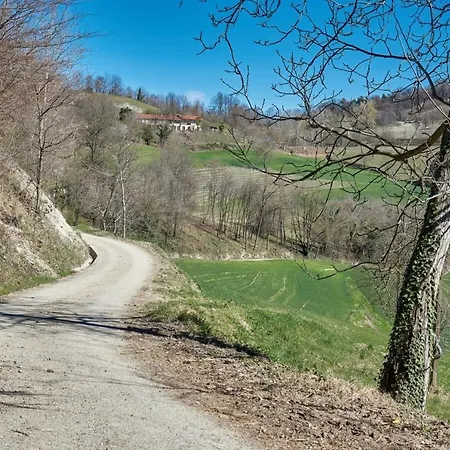 La Casa Rossa Nel Monferrato A *