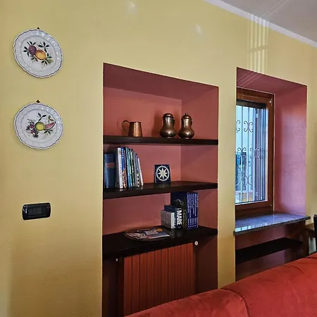 La Casa Rossa Nel Monferrato A *