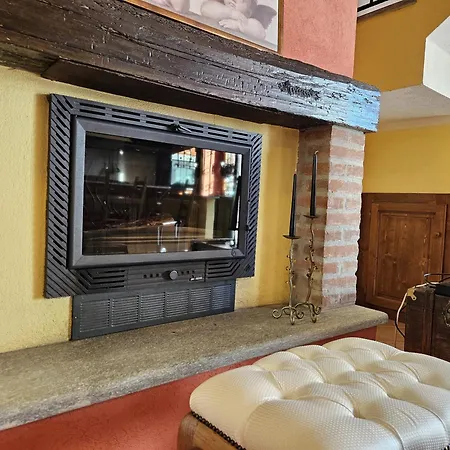 La Casa Rossa Nel Monferrato A