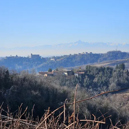 Semesterbostad La Casa Rossa Nel Monferrato A