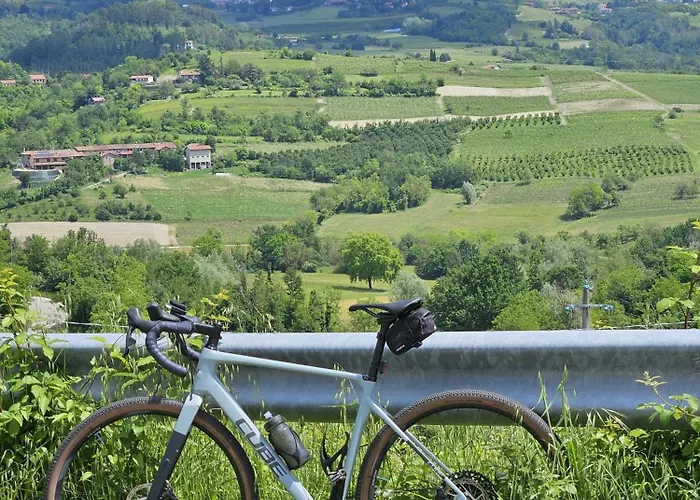 La Casa Rossa Nel Monferrato A