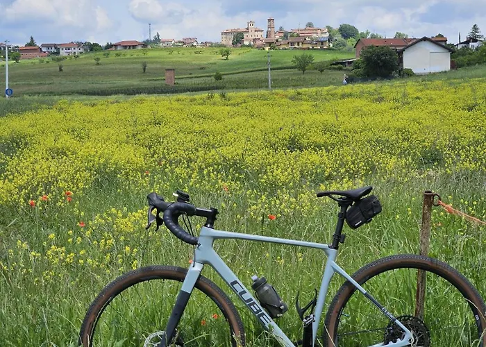 La Casa Rossa Nel Monferrato A Moncucco Torinese