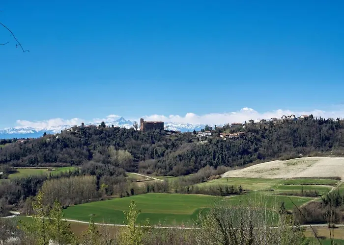 La Casa Rossa Nel Monferrato A Holiday home