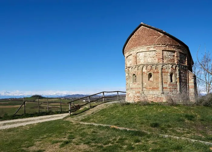La Casa Rossa Nel Monferrato A * Moncucco Torinese