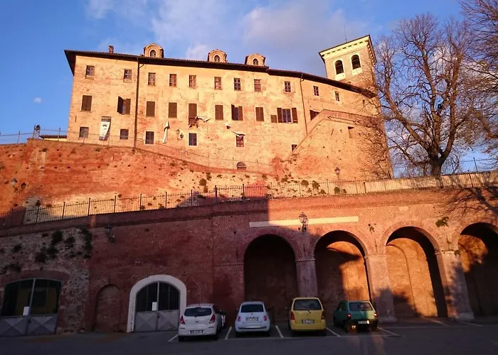 別荘 La Casa Rossa Nel Monferrato A Moncucco Torinese