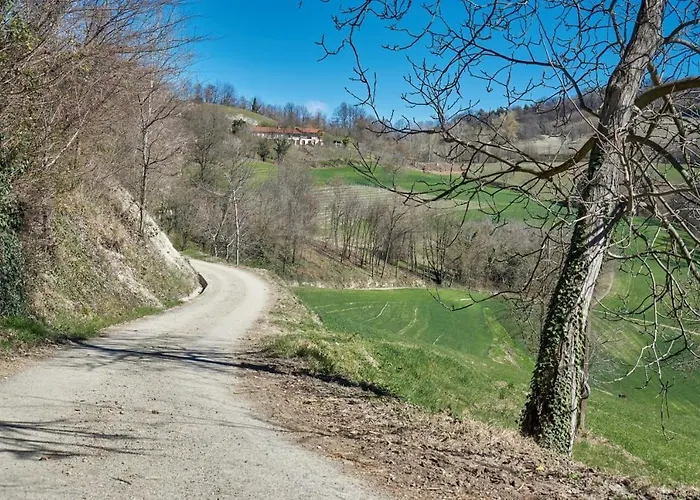 La Casa Rossa Nel Monferrato A *
