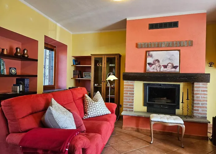 La Casa Rossa Nel Monferrato A 別荘 Moncucco Torinese